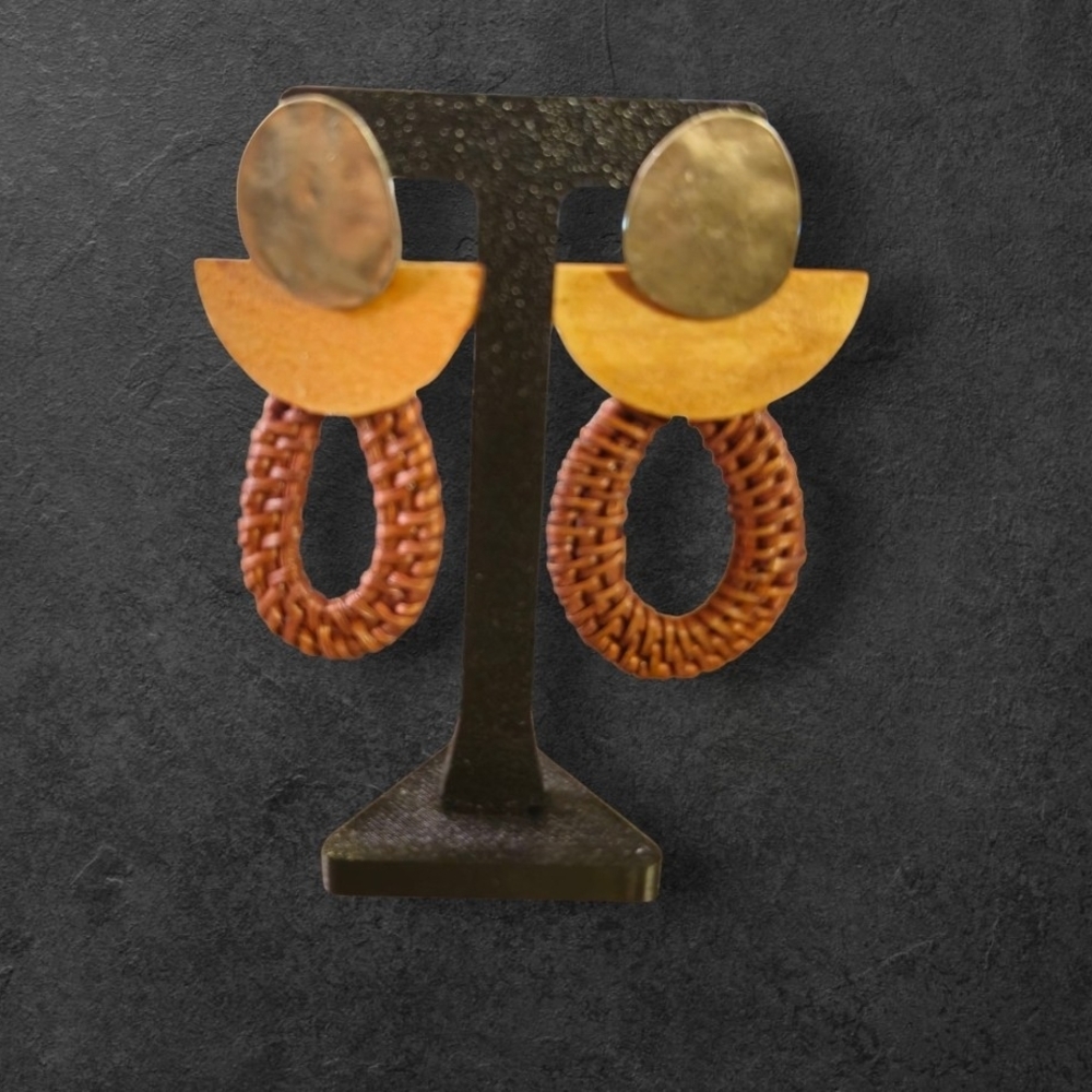 Elegant Gold and Brown Raffia Earrings